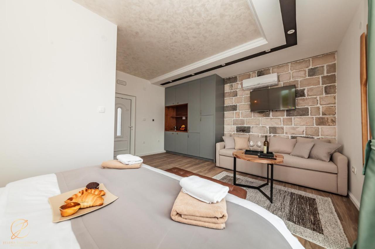 Apartments Cukovic แฮร์เซ็ก-โนวี ภายนอก รูปภาพ