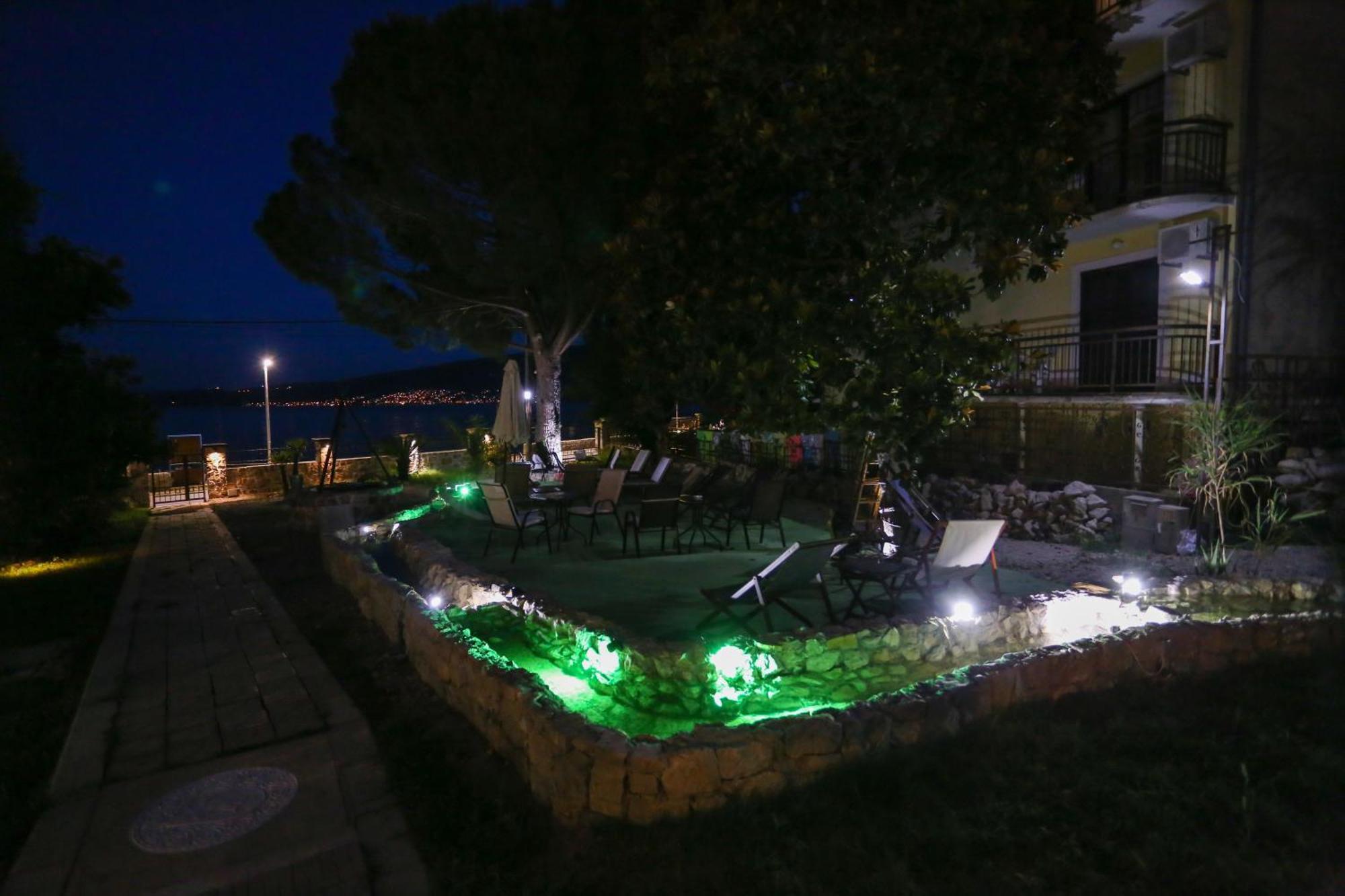 Apartments Cukovic แฮร์เซ็ก-โนวี ภายนอก รูปภาพ