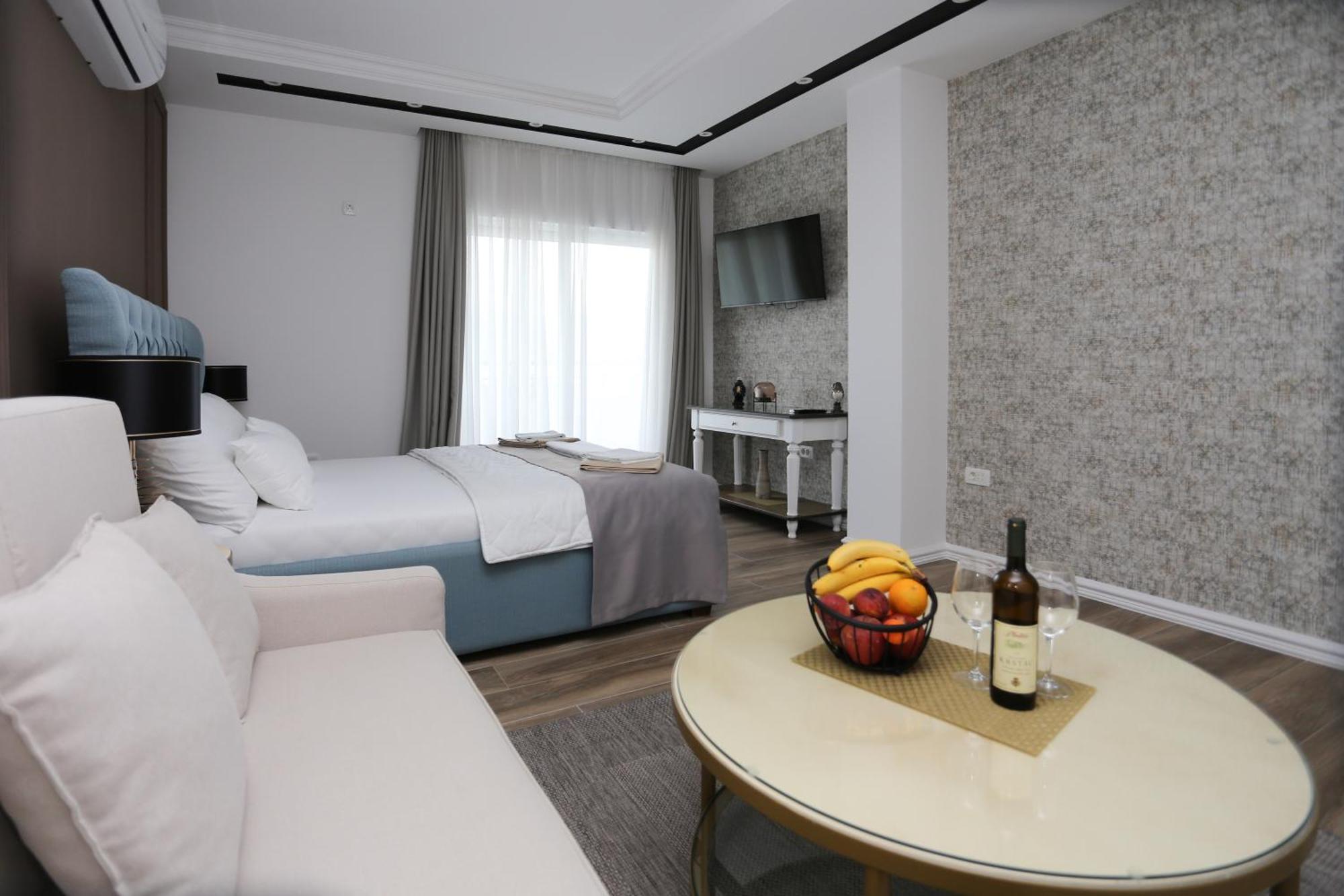 Apartments Cukovic แฮร์เซ็ก-โนวี ภายนอก รูปภาพ