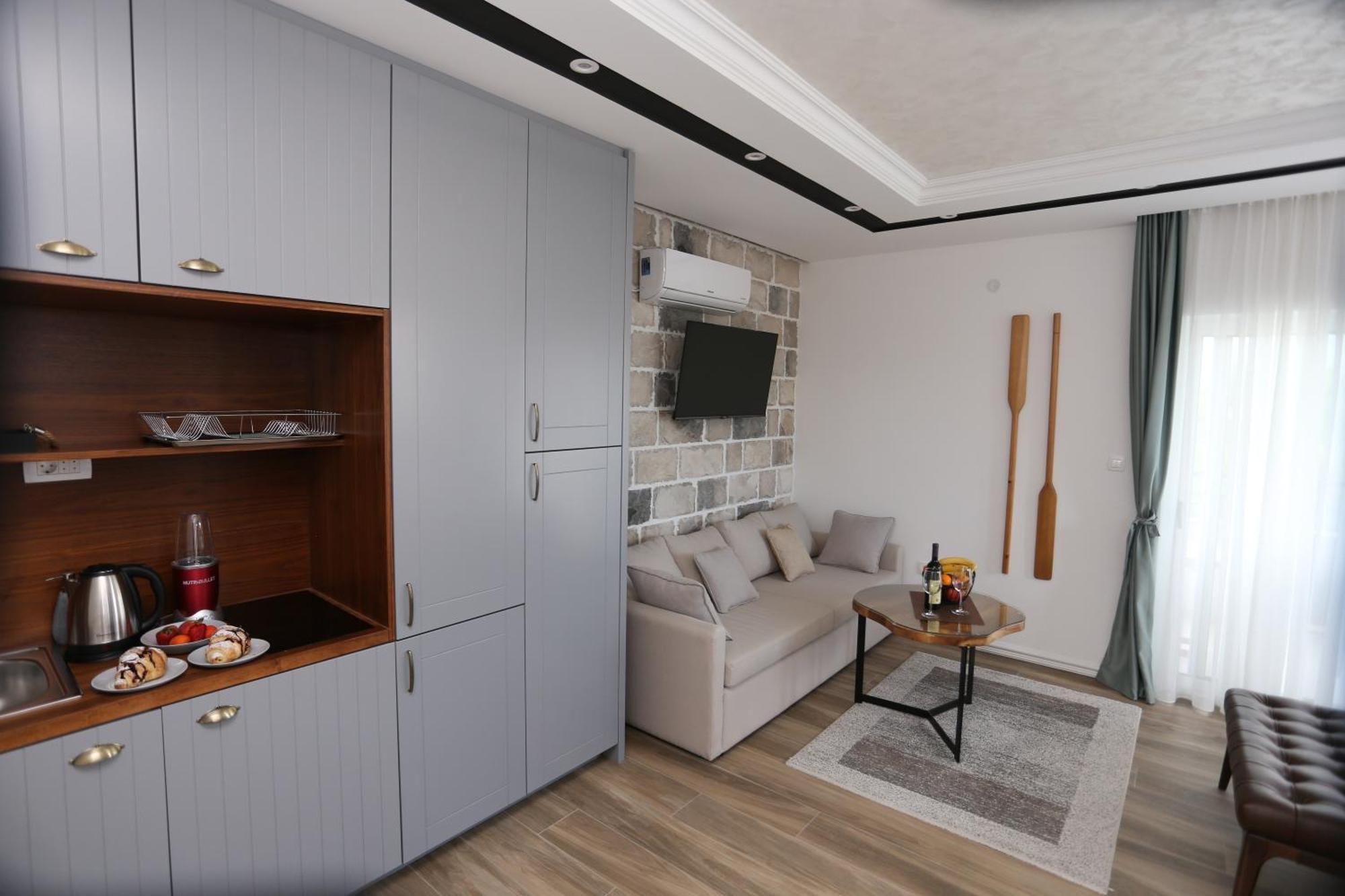 Apartments Cukovic แฮร์เซ็ก-โนวี ภายนอก รูปภาพ