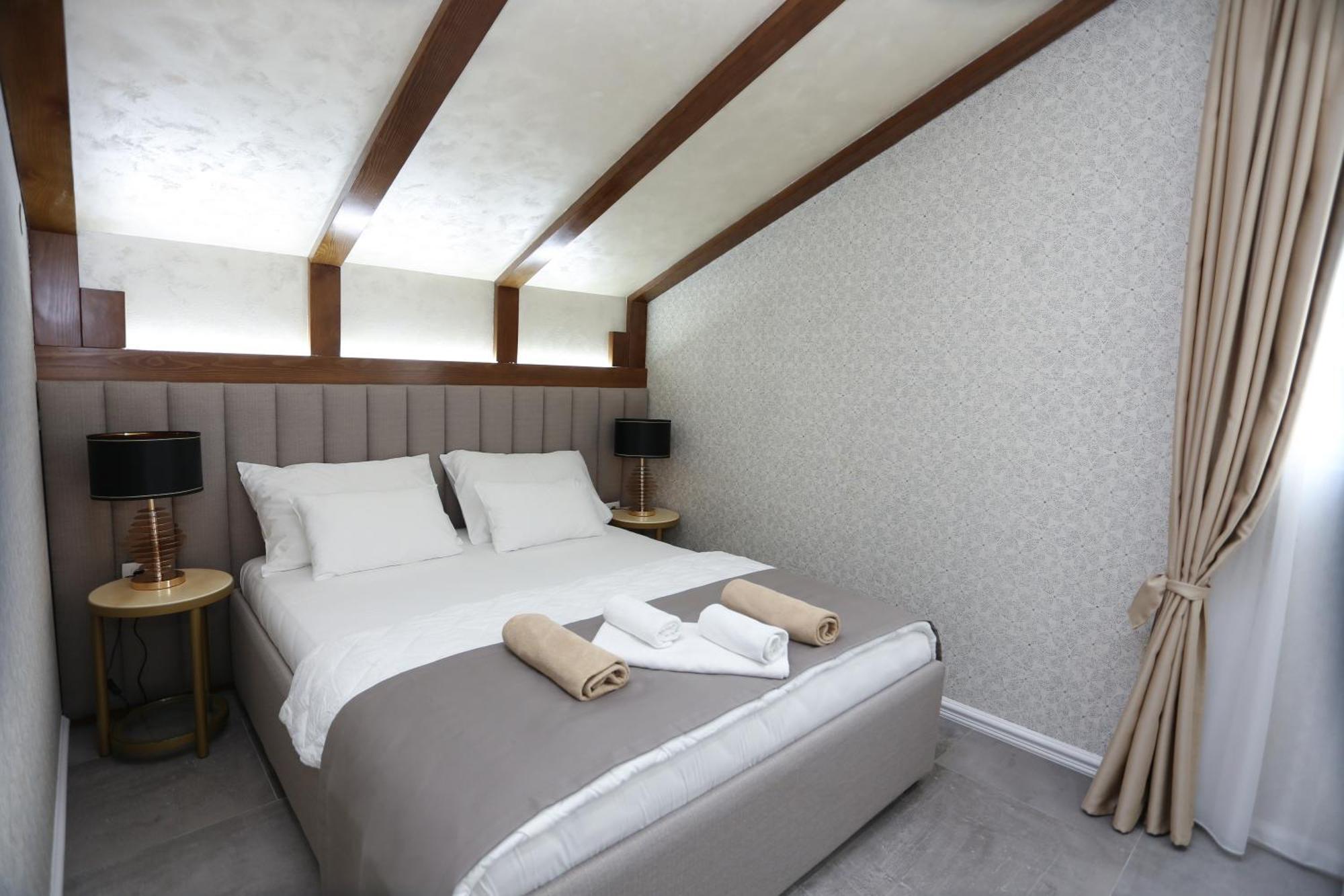Apartments Cukovic แฮร์เซ็ก-โนวี ภายนอก รูปภาพ